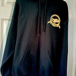 Woman’s Mopar Sweatshirt 💕💕💕